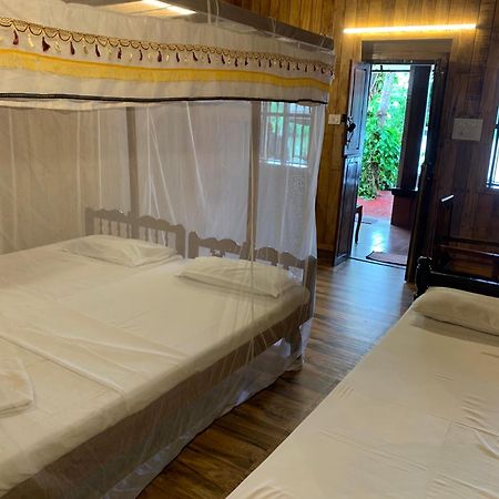 Malayalam Lake Resort Alappuzha Екстериор снимка