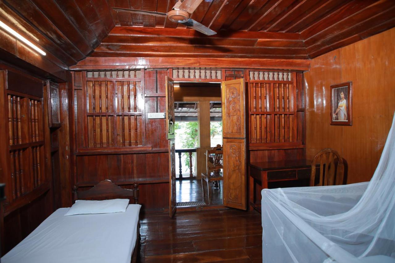 Malayalam Lake Resort Alappuzha Екстериор снимка