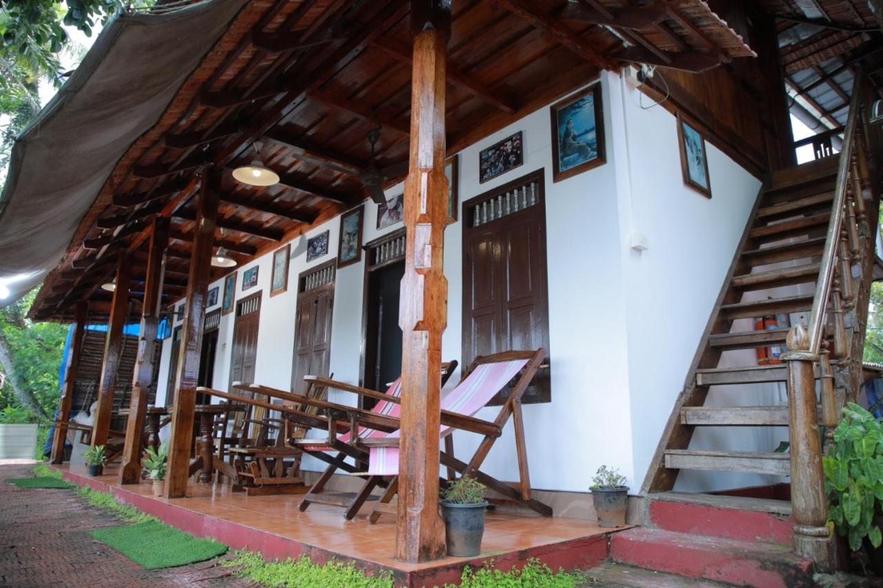 Malayalam Lake Resort Alappuzha Екстериор снимка