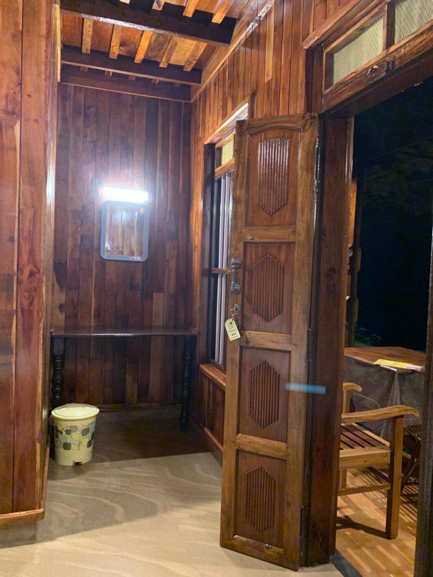 Malayalam Lake Resort Alappuzha Екстериор снимка