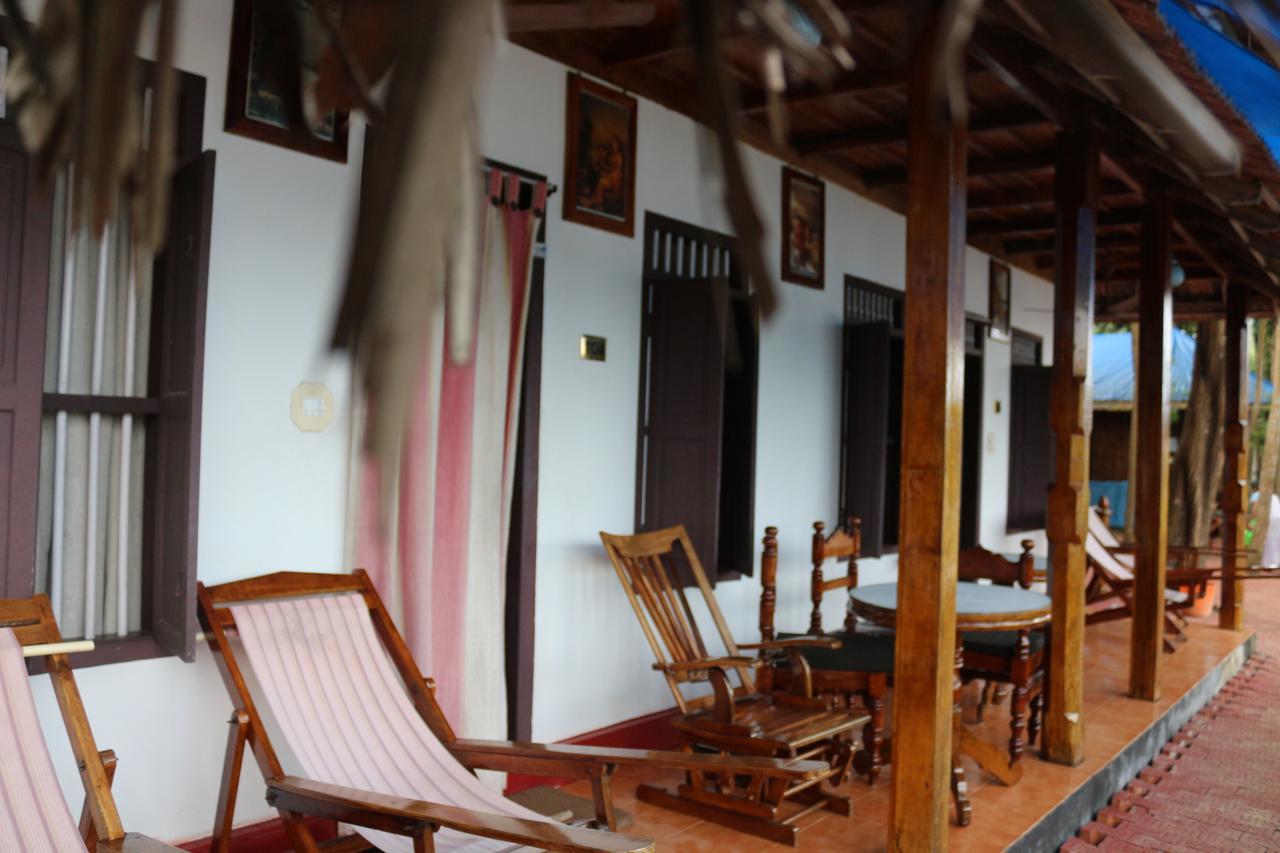 Malayalam Lake Resort Alappuzha Екстериор снимка