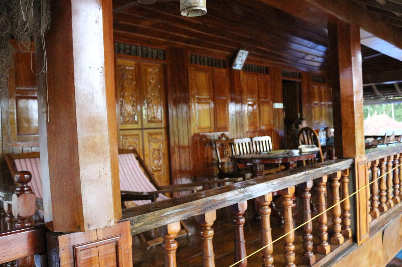 Malayalam Lake Resort Alappuzha Екстериор снимка